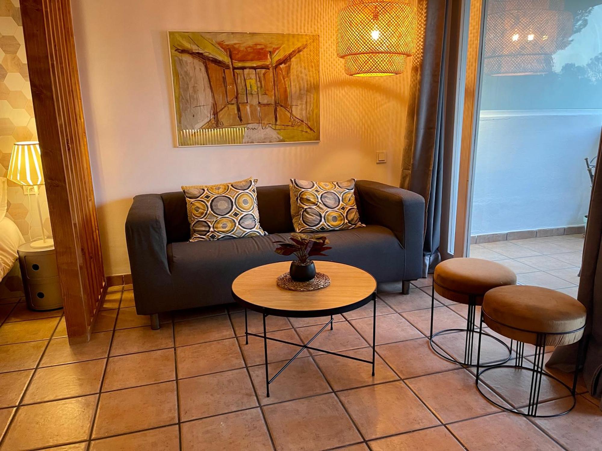 Puerto Banus Pol Y Hada Apartment