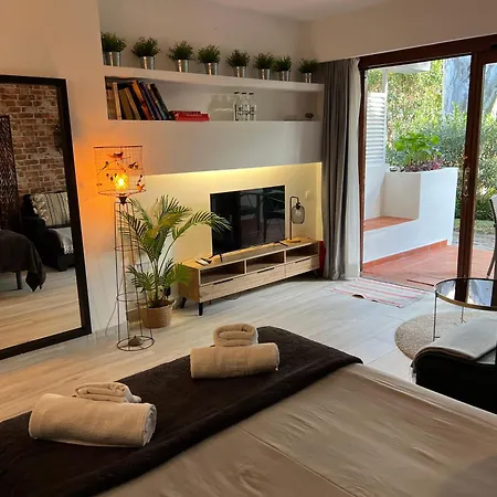 Puerto Banus Pol Suite Y Hada Suite Marbella Exterior foto